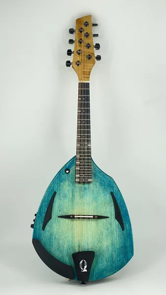 Electric mandolin electric blue by Martino Quintavalla - front view